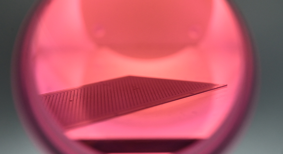 等離子體處理提高涂層附著力原理