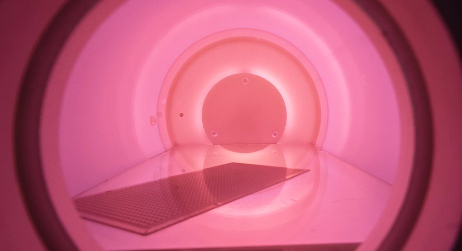 等離子體清洗活化對石英玻璃表面物理化學性質的影響